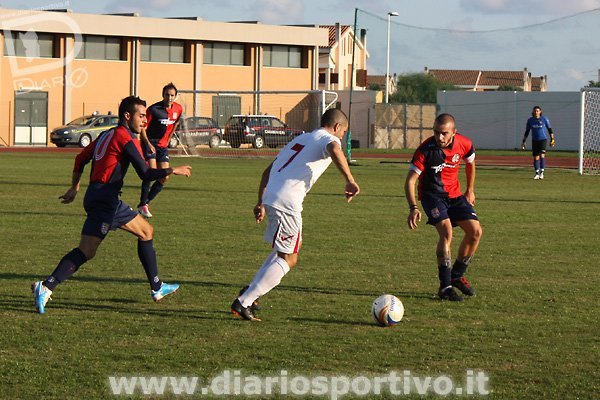 Omar Floris tra Matteo Tedde e Matteo Mura